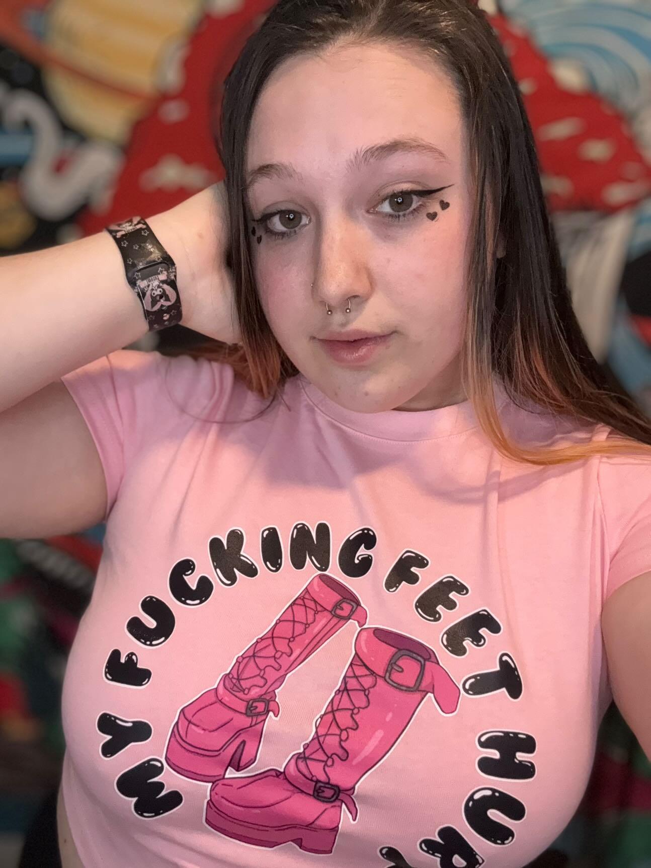 My Feet Hurt Crop Top
