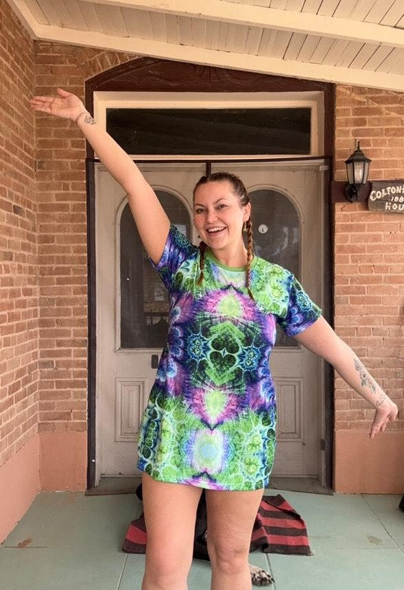 Plasma Daisy T-Shirt Dress