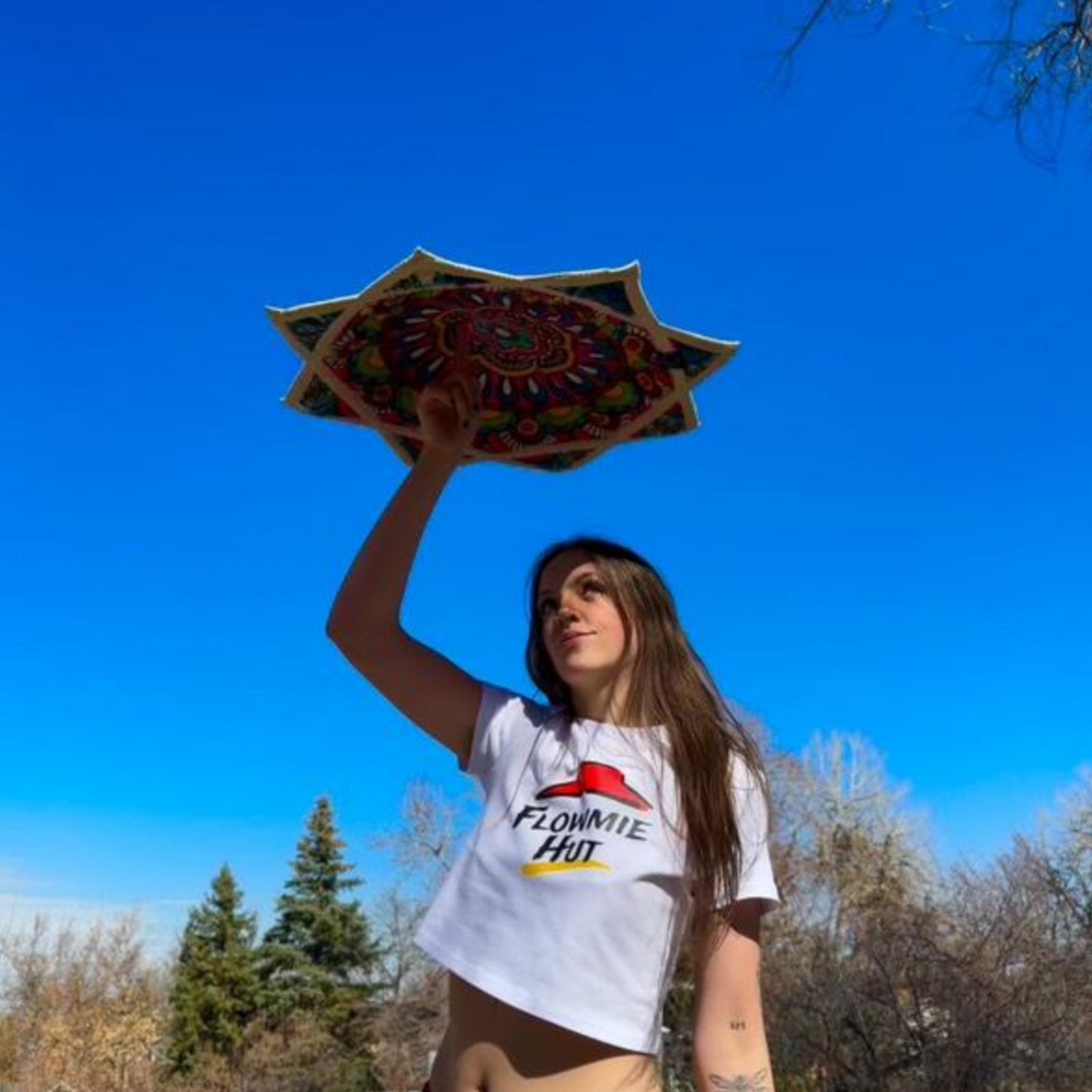 Flowmie Hut Crop Top