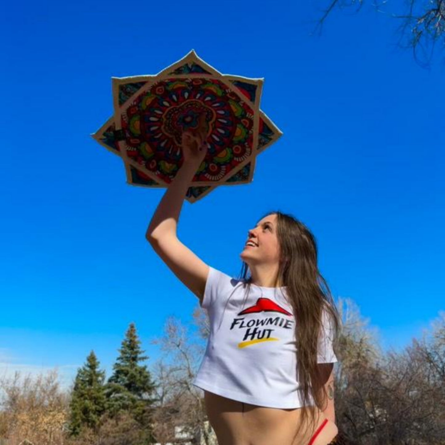 Flowmie Hut Crop Top